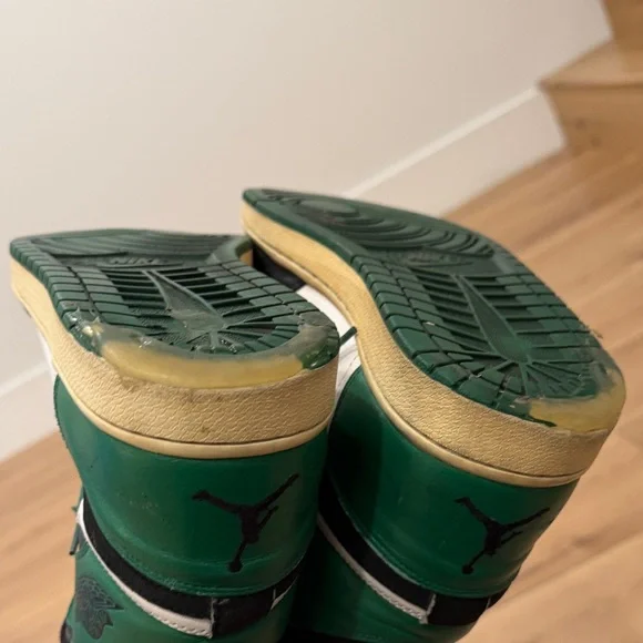 Air Jordan Black, Green and White High-Top Sneakers with Green Laces - Picture 15 of 15